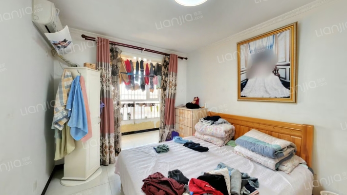 开发区惠友荷园精装南北通透三居-卧室A