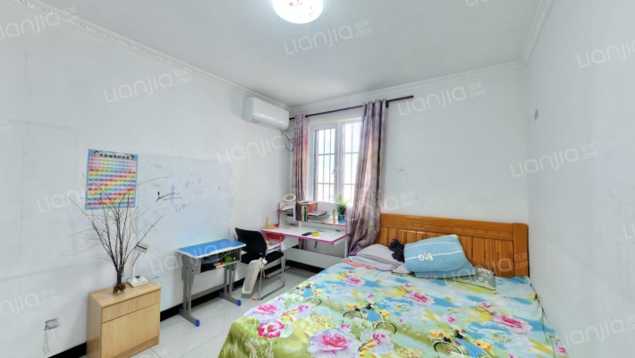 开发区惠友荷园精装南北通透三居-卧室B