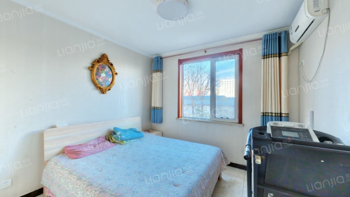 幸福家园 水系园林 南北通透 大五居高品质生活小区-卧室A