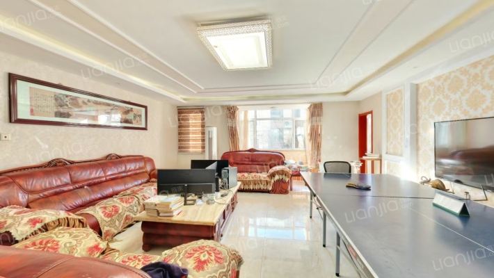 幸福家园 水系园林 南北通透 大五居高品质生活小区-客厅