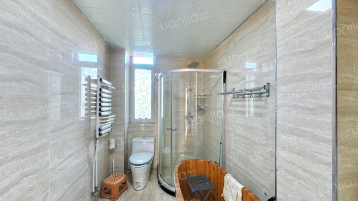 幸福家园 水系园林 南北通透 大五居高品质生活小区-卫生间A