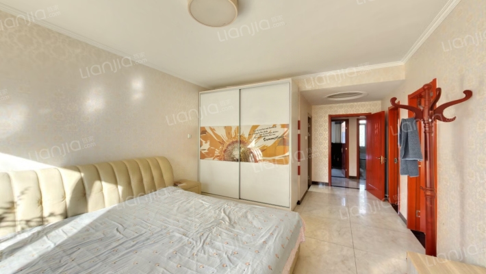 幸福家园 水系园林 南北通透 大五居高品质生活小区-卧室C