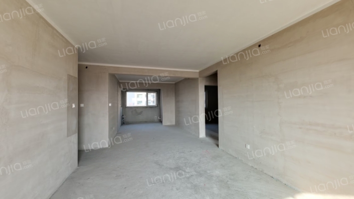 德信御府，房本满二，南北通透大三居，毛坯房随意装修-客厅