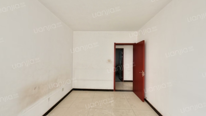 中间楼层 南北通透 视野宽阔 采光充足-卧室B