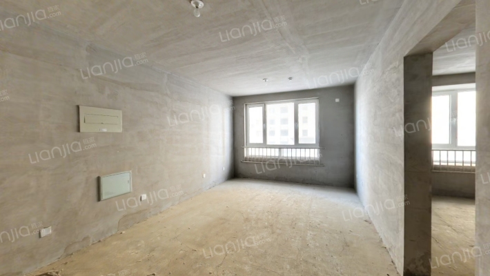 翡翠滨江  两居室 房本满二 中间楼层 看房有钥匙-客厅