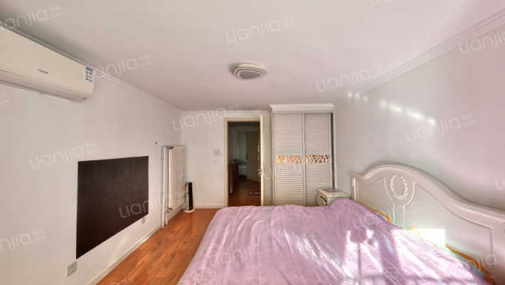 空中花园社区 冠云中路精装两居，实际100平loft户型-卧室A