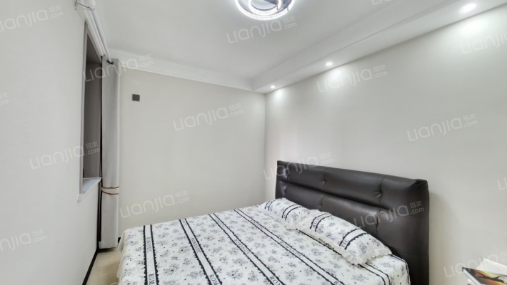 房子中间楼层，户型方正，带装修拎包入住-卧室A