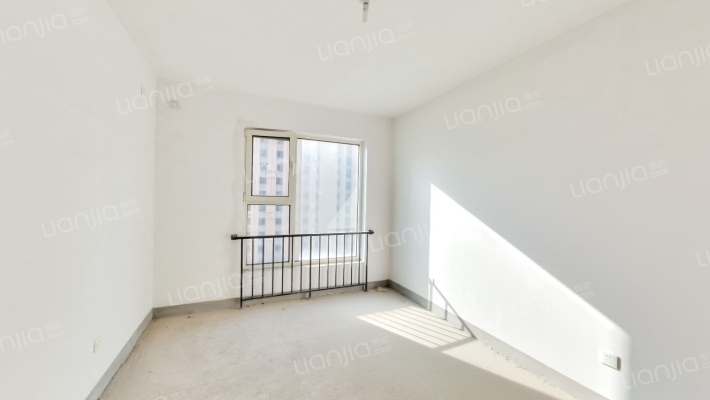 通透南北大F 带防火门 中间楼层 满两年诚意卖-卧室C