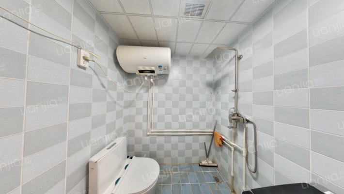 K2狮子城南区 2室1厅 南-卫生间