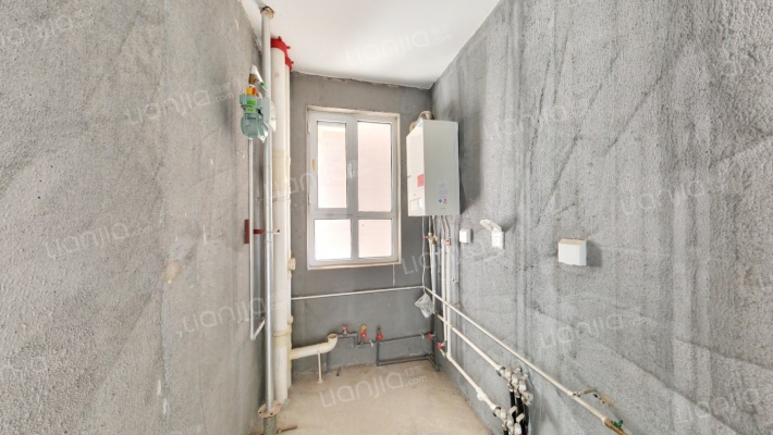 中层 满二 毛坯 价格可议 朝南大两居 小区南侧-厨房