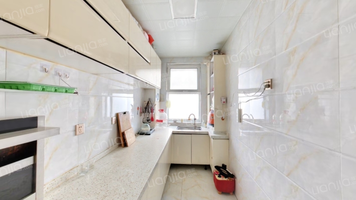 翔天万和城 3室2厅 南 北-厨房