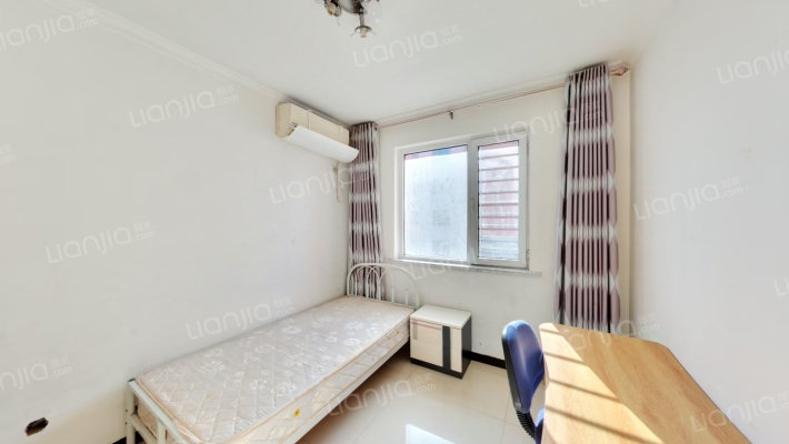 冠云路南向两居  采光好  车位充足 拎包入住-卧室B