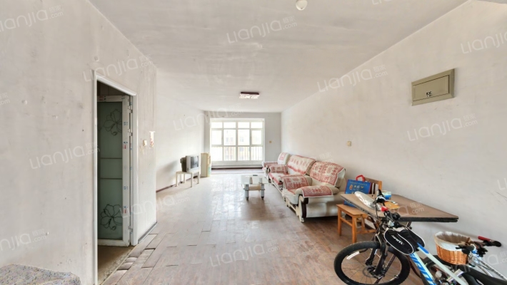 凯旋门两居   南北通透  简单装修-客厅