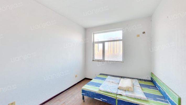 凯旋门两居   南北通透  简单装修-卧室B