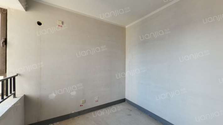 真真的想卖，高楼层。无遮挡。大门口。出入方便。-卧室A