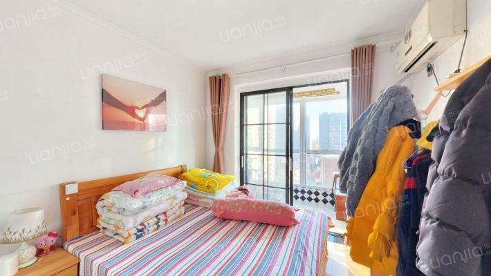 强舜铭铖 1室1厅 东-卧室