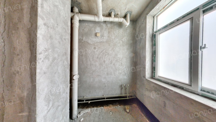 德信公园南侧 板楼大社区 南北通透大三居-卫生间A