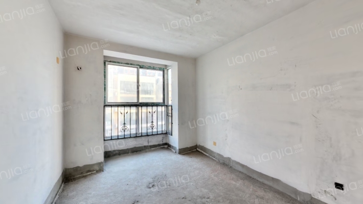 德信公园南侧 板楼大社区 南北通透大三居-卧室A