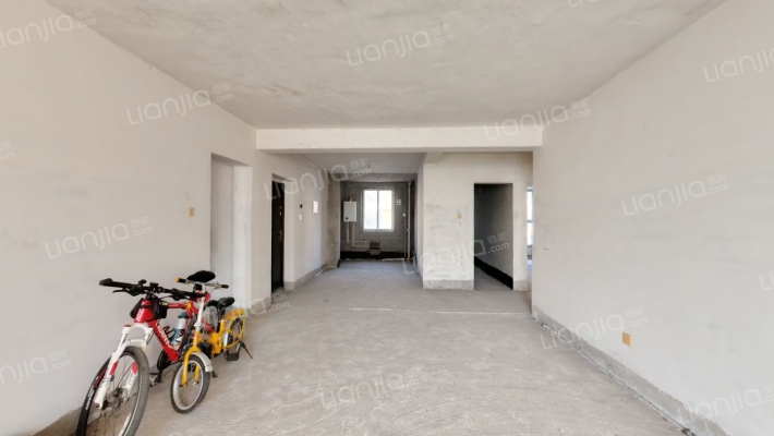 德信公园南侧 板楼大社区 南北通透大三居-客厅