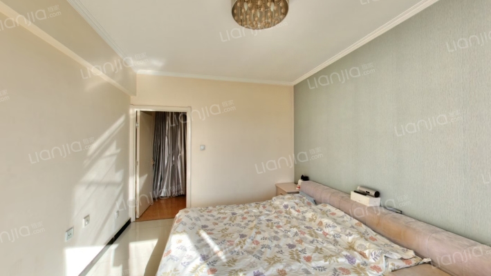 ：房本满五，中高楼层，采光视野好自住精装修-卧室A