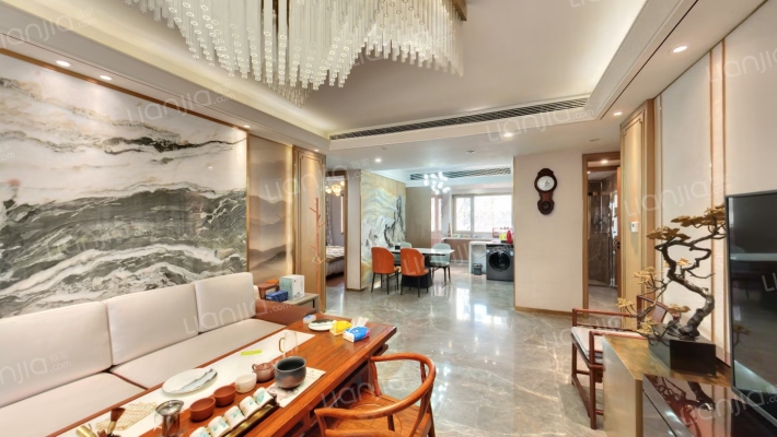 德信御府精装修南北通透的三居室-客厅