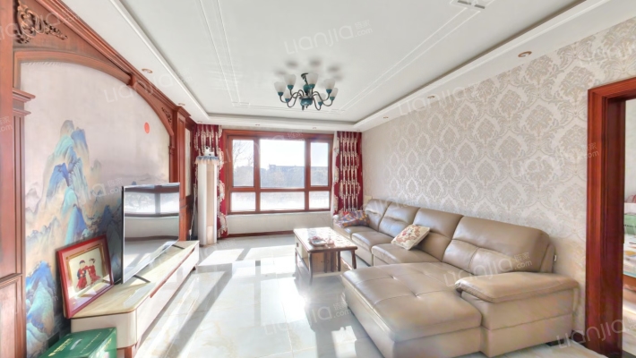 医院旁  品质社区，全天采光 精装三居室-客厅