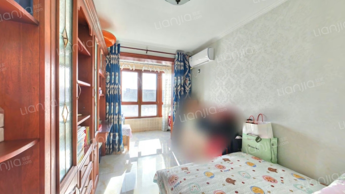 医院旁  品质社区，全天采光 精装三居室-卧室C