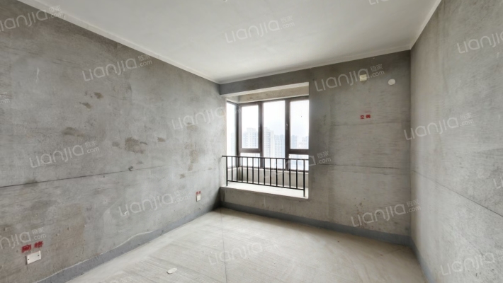 天伦湾嘉园南北通透三居 好楼层好楼位 采光好-卧室A