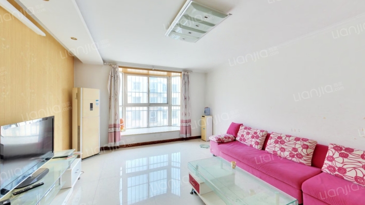 名流枫景洋房 3室2厅 南 北-客厅