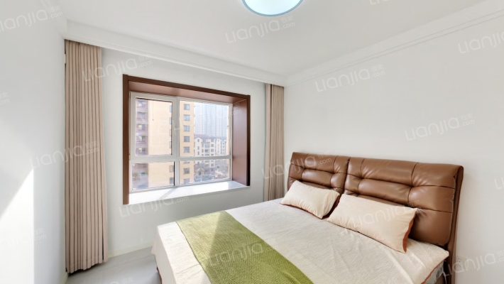 香邑溪谷两居全天采光视野开阔，花园式社区。-卧室B