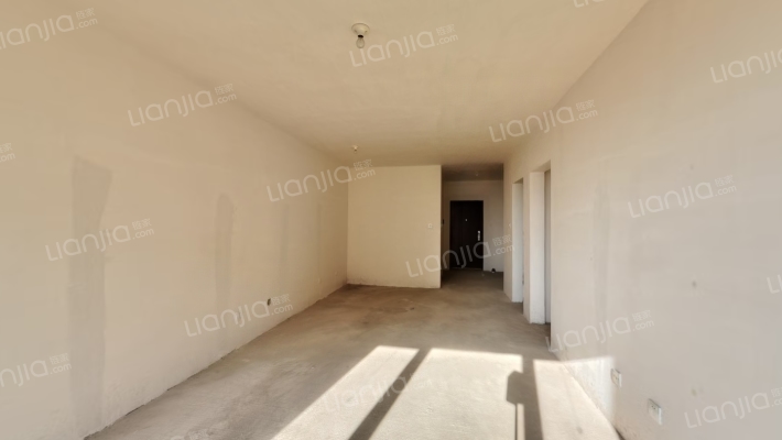 高铁新干线 3室1厅 南-客厅