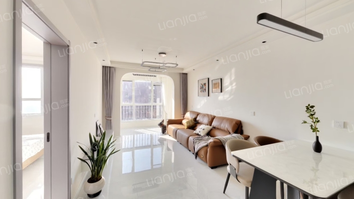 鹏渤印象城牛津花园 2室1厅 南-客厅