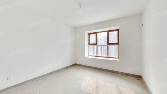 此房是 总高7层的洋房，南北通透，视野优美，采光充足-卧室C