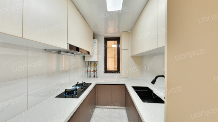 高铁新干线 2室1厅 南-厨房