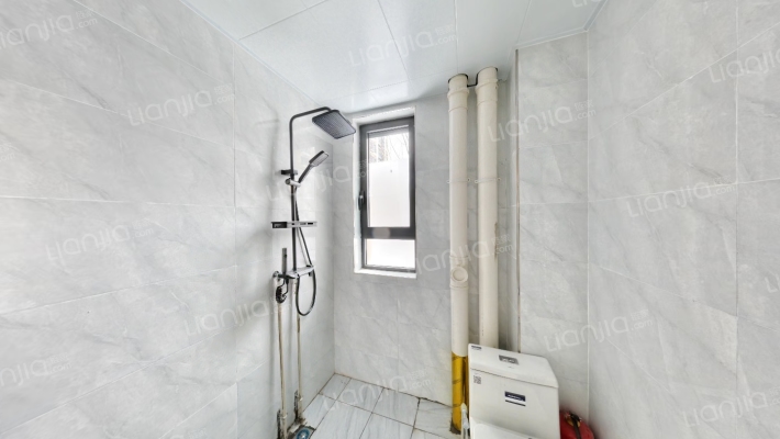 南北通透 视野好 一梯两户 无遮挡-卫生间B