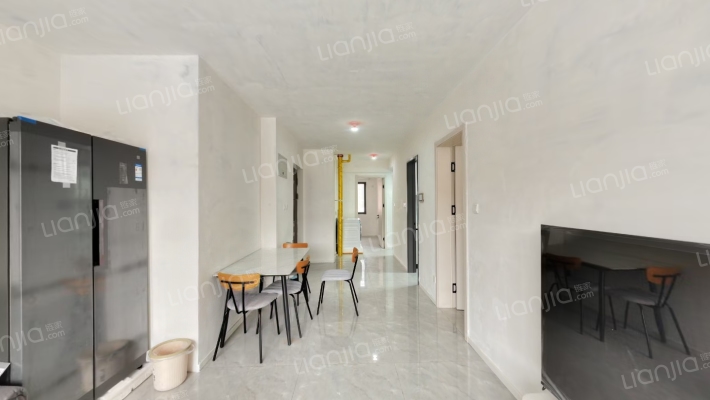 南北通透 视野好 一梯两户 无遮挡-客厅