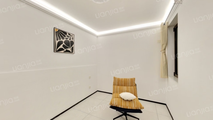 高铁新干线 3室1厅 南-卧室A