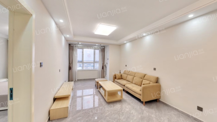 精装修全南两居  中间楼层   前排无遮挡-客厅