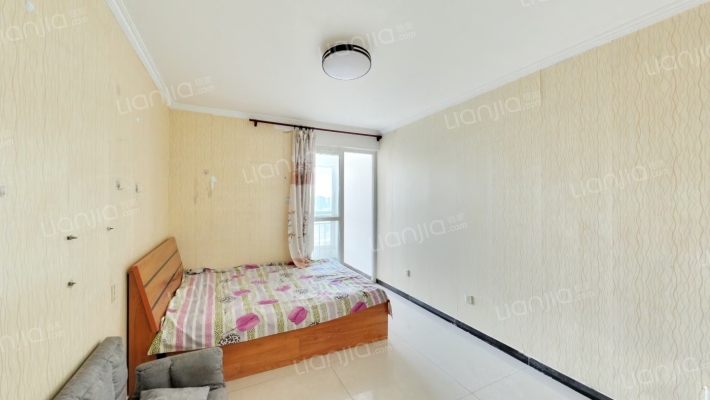 范阳中路好位置 公园对过电梯房 纯南向两居出售-卧室A