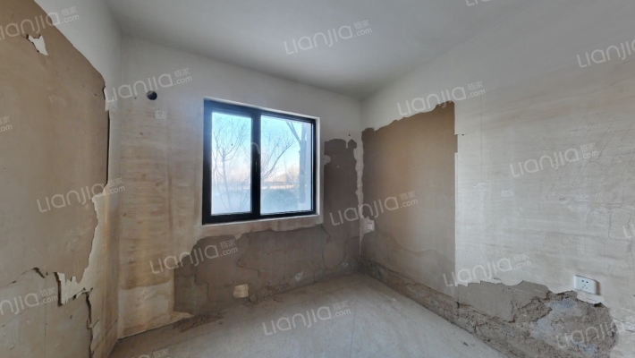 中冶一期，集中供暖，南北通透三居室，中低楼层-卧室B