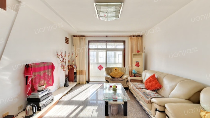 临双语近东兴南街  大社区 集中供暖 南北通透三居出售-客厅