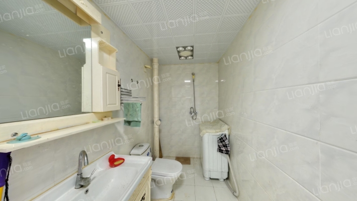 钻石广场 洋房3居室 一梯两户 南北通透 3居室-卫生间