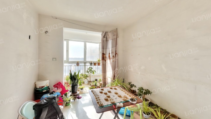 华阳路  三居两卫 采光好通风好 双塔片 户型方正-卧室C