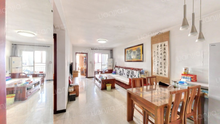 范阳主路电梯房，全南两居 高楼层采光好-客厅