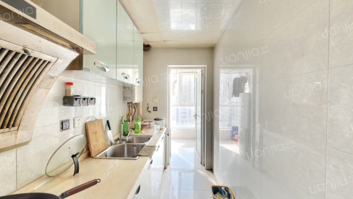 天保郦景 1室0厅 南-厨房