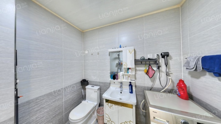 名流美域   配套齐全  交通方便-卫生间