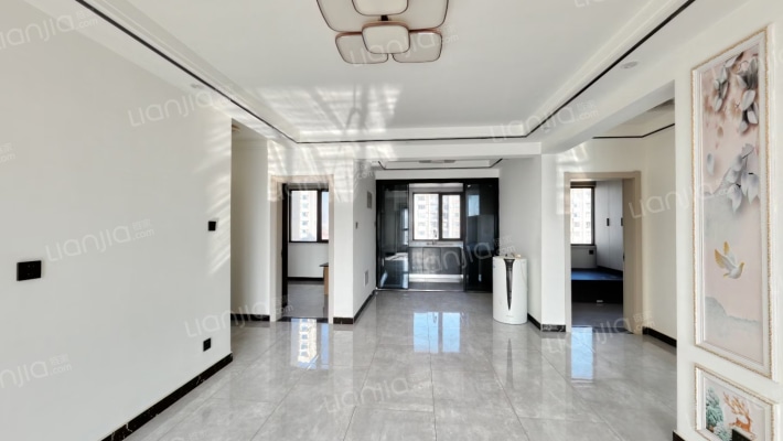 天伦湾嘉园 3室2厅 南 北-客厅