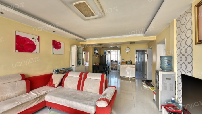 南北通透双卫，老式精装比较干净，采光好-客厅