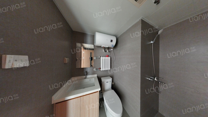 万科朝东向两居室.采光好.税费低-卫生间