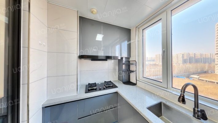 华融现代城 3室2厅 南 北-厨房